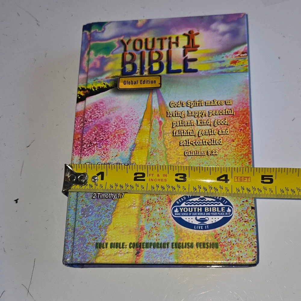 Youth Bible Global Edition Contemporary English Version CEV Hardcover Bible Aliv